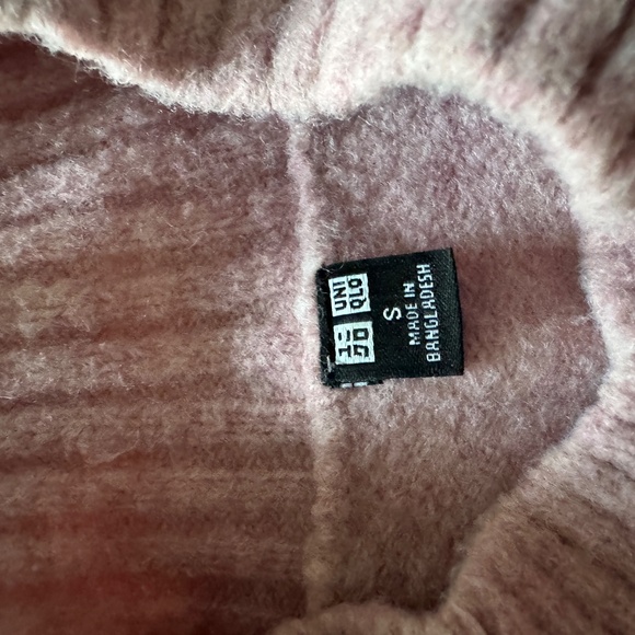 Uniqlo Mock Neck Wool Blend Sweater – Light Mauve, Size Small - Picture 5 of 8